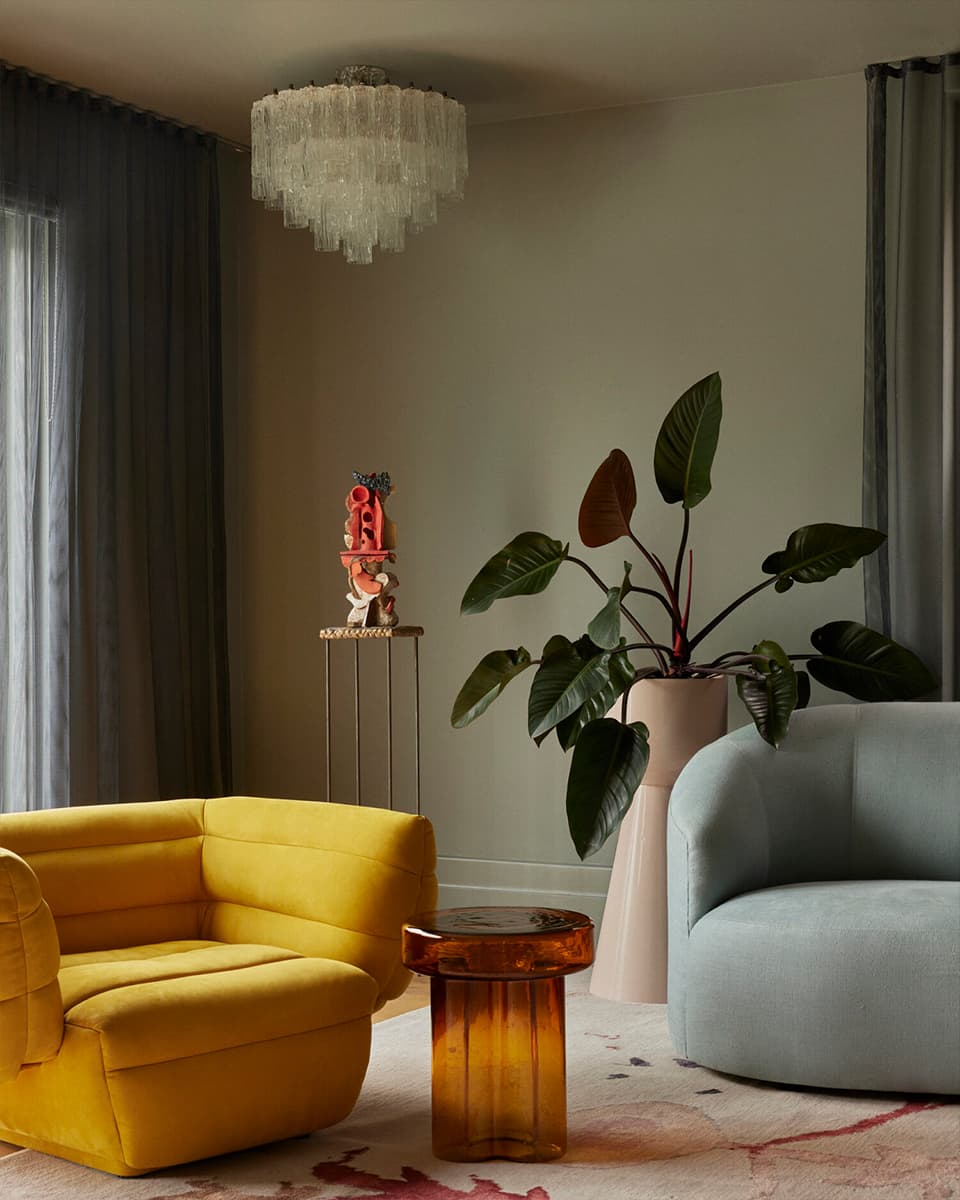 Яркая цветовая палитра и японская мозаика в обновленном интерьере дома в Австралии — проект Studio Doherty