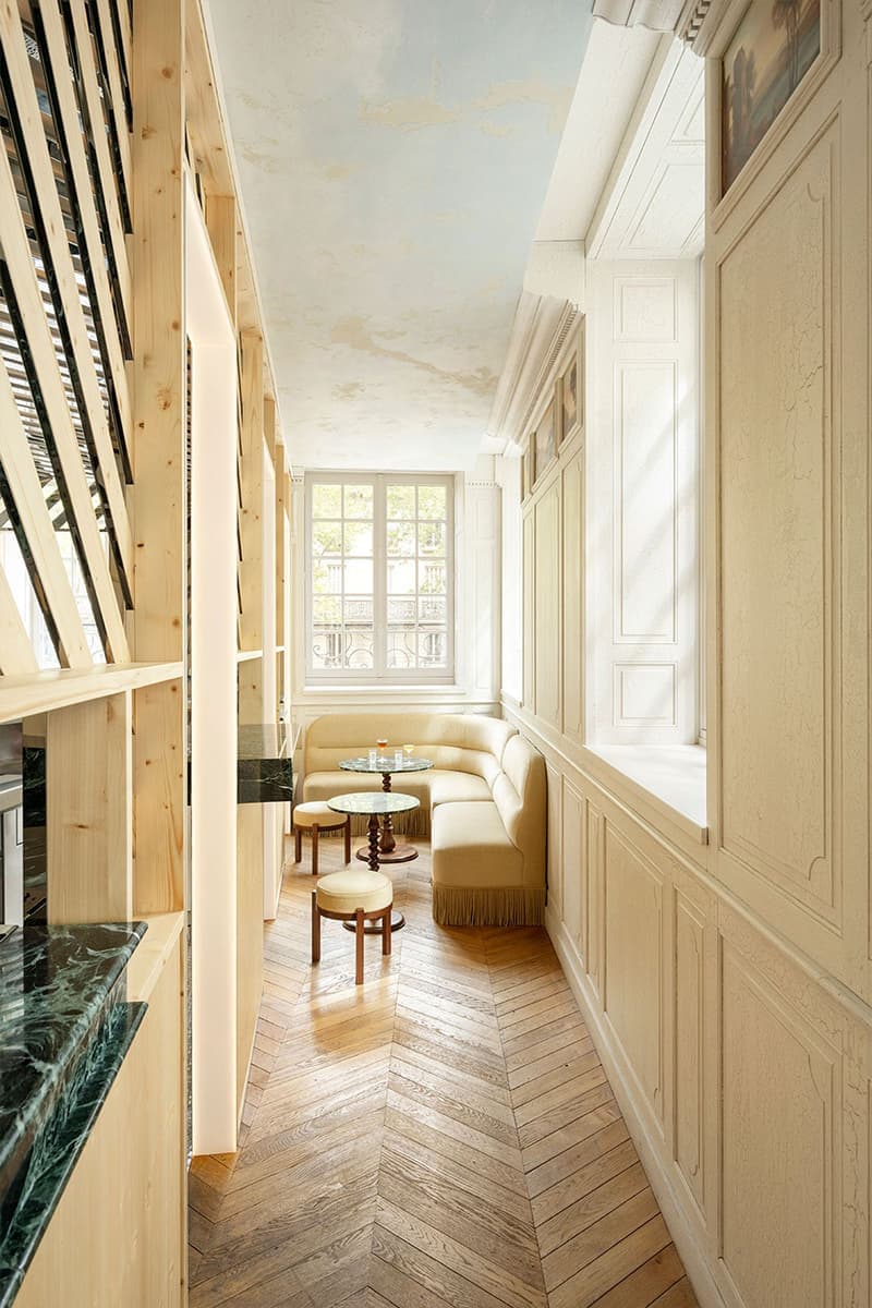 Все оттенки парижского шика в интерьере четырехэтажного коктейльного бара — проект Рами Фишлера