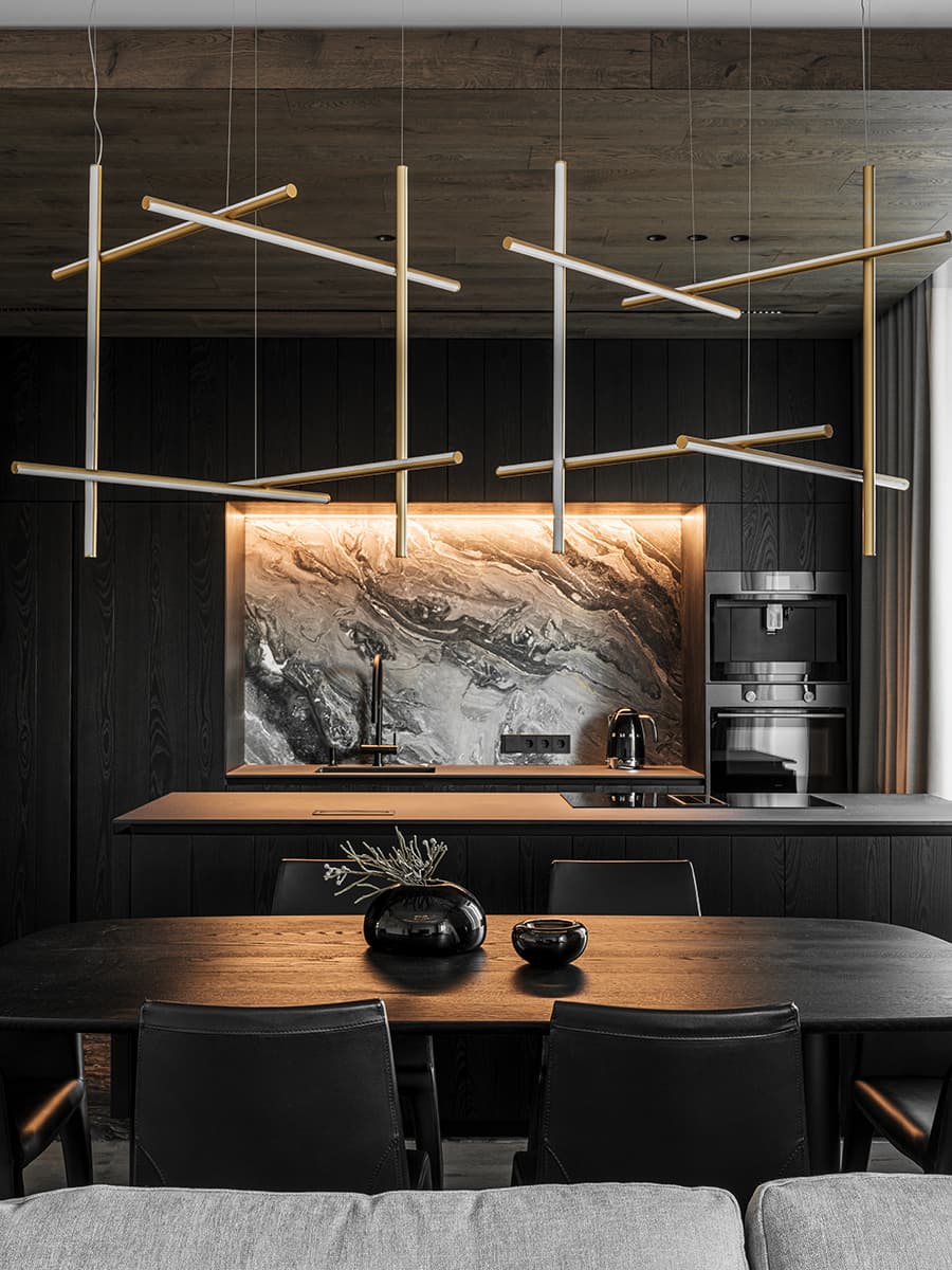 Цветные порталы, керамогранит и уютная лоджия в интерьере семейной квартиры в Воронеже — проект Екатерины Мищенко