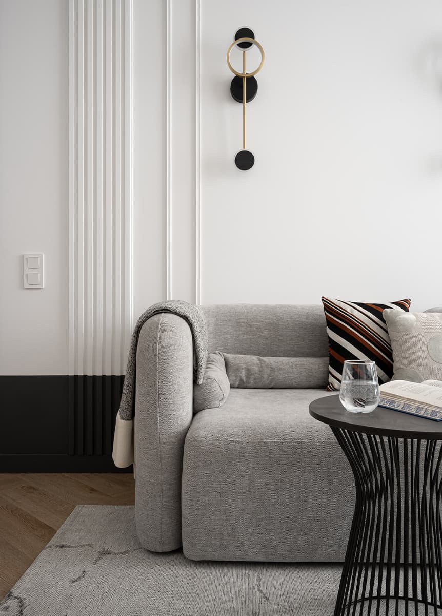 Бетонные потолки и цветовые акценты в интерьере квартиры для продажи — проект Юлии Павлюк