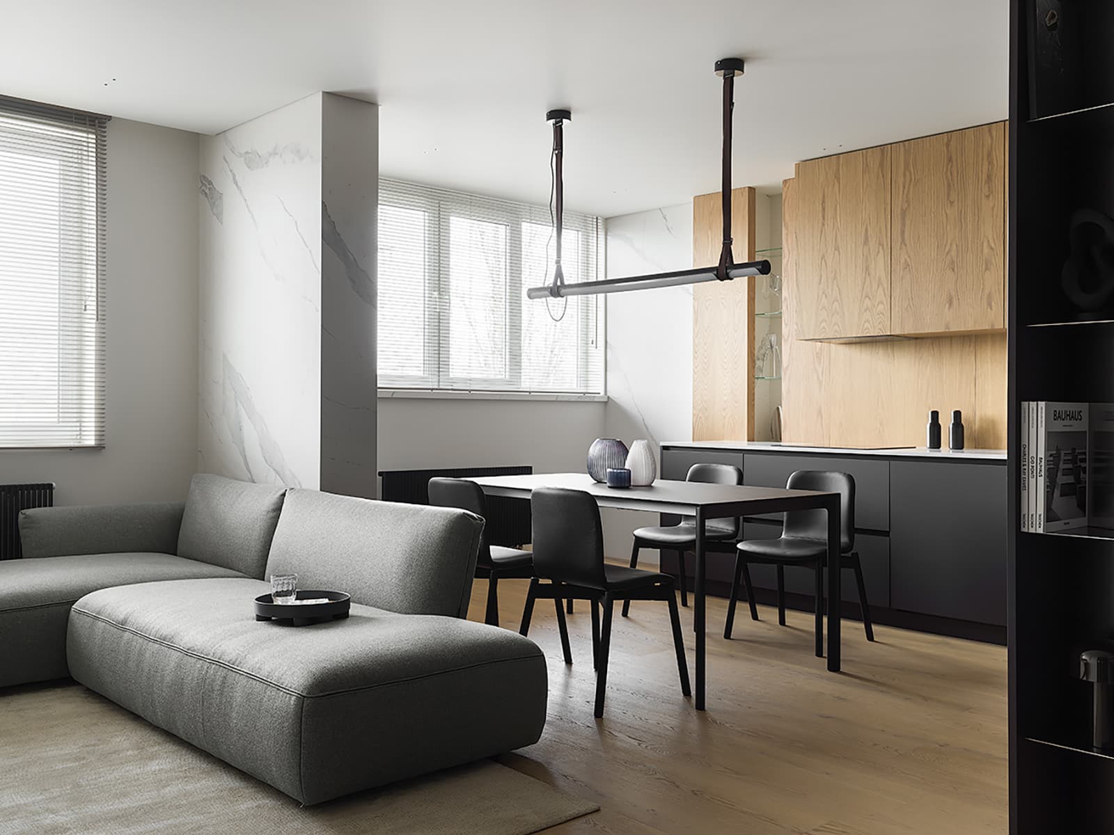 Спокойствие и практичность в интерьере квартиры для предпринимателя из Саратова — проект QUADRUM