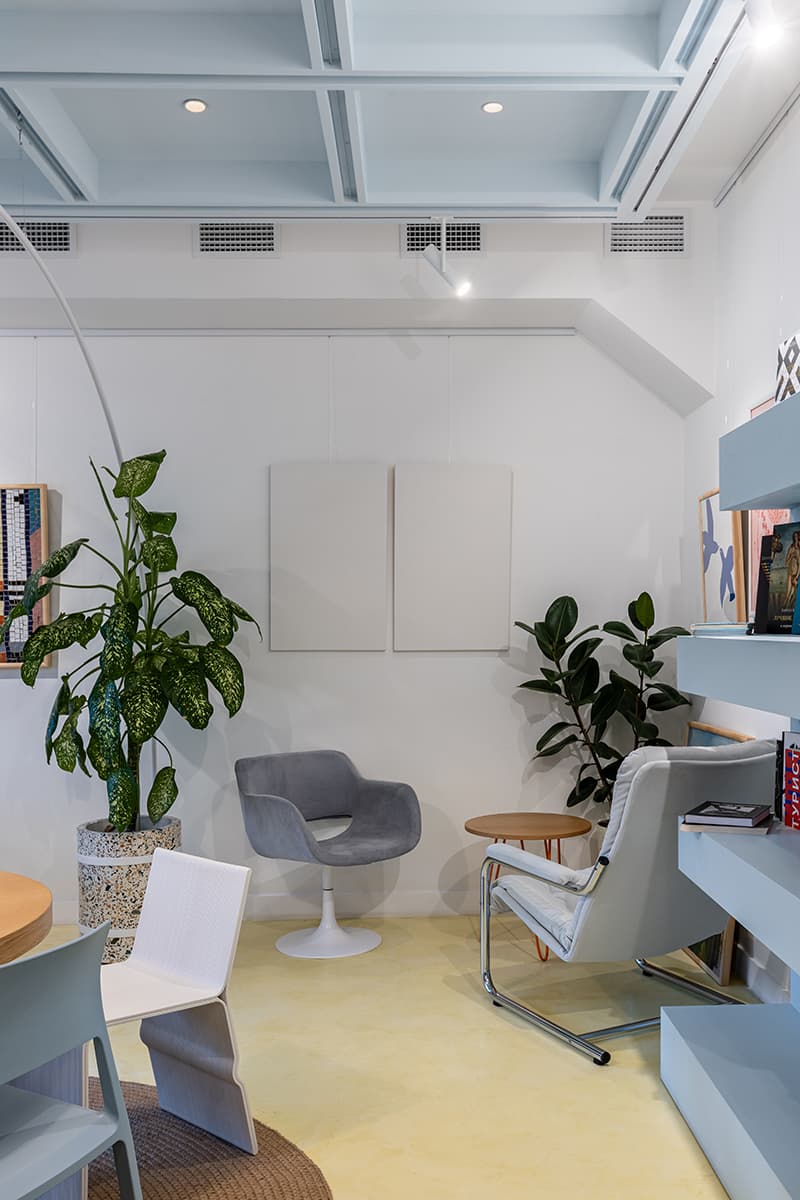 Уютный и красочный интерьер локальной кофейни с функцией культурного центра — проект vandall bureau