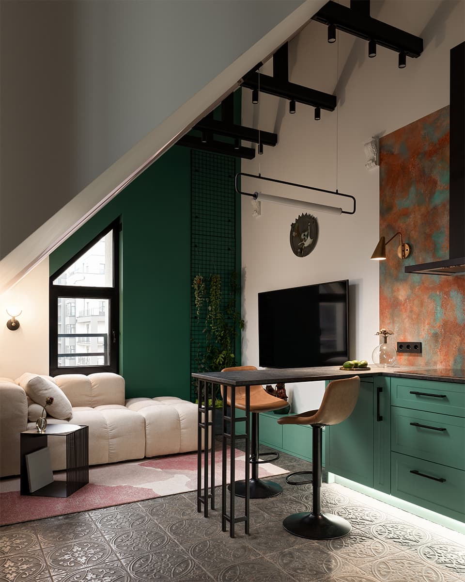 Нестандартные решения в интерьере квартиры со скошенным потолком — проект Анны Миклашевской