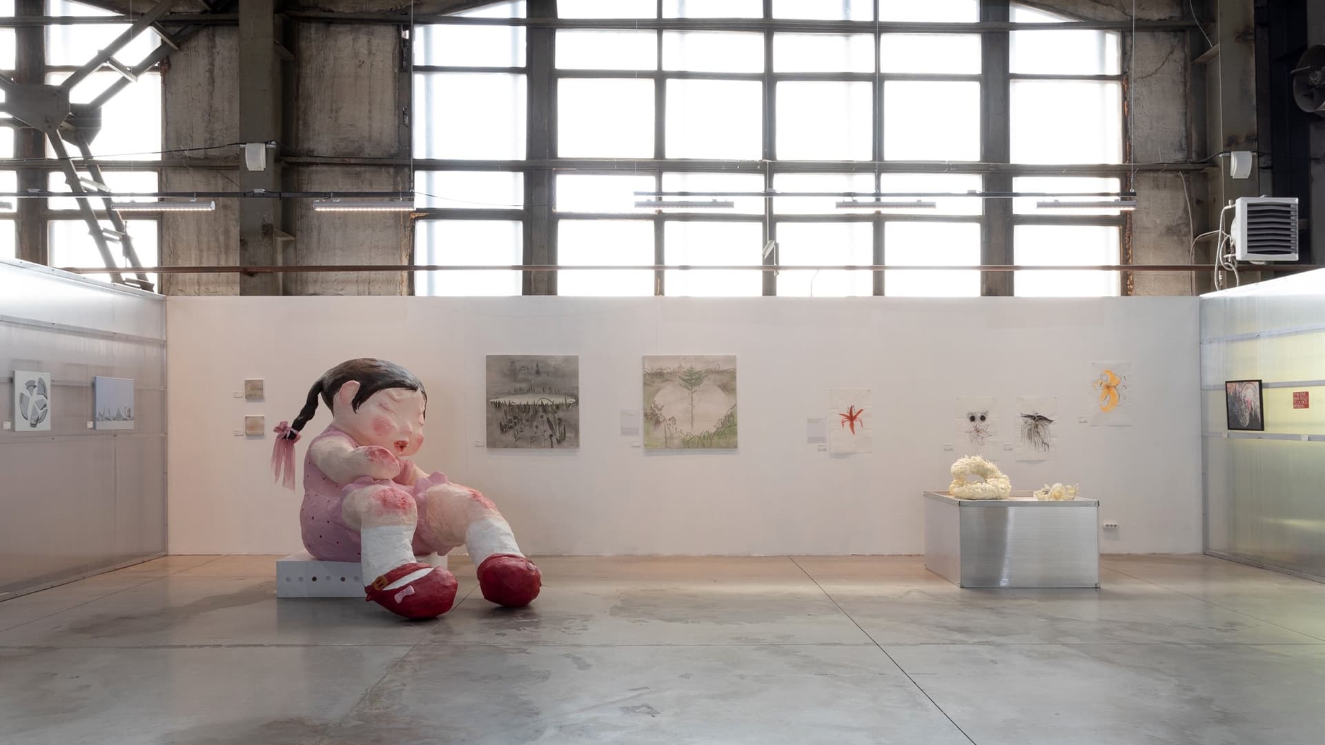 Port Art Fair: концептуальные форматы и будущие звезды арт-сцены в антураже Севкабель Порта