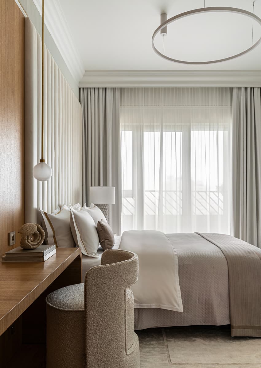 Воздушный интерьер квартиры с теплой палитрой материалов — проект Ирины Шевченко