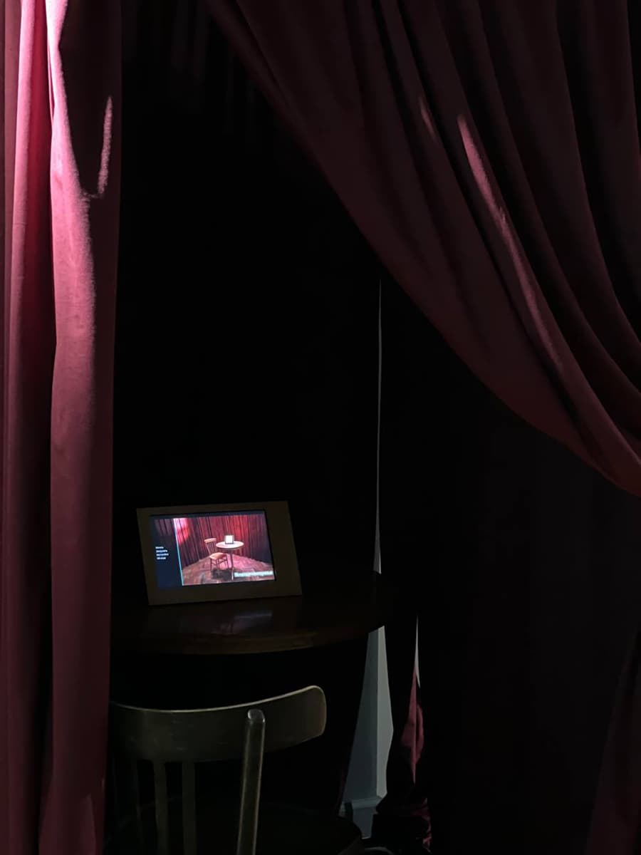  выставка «Язык как искусство»