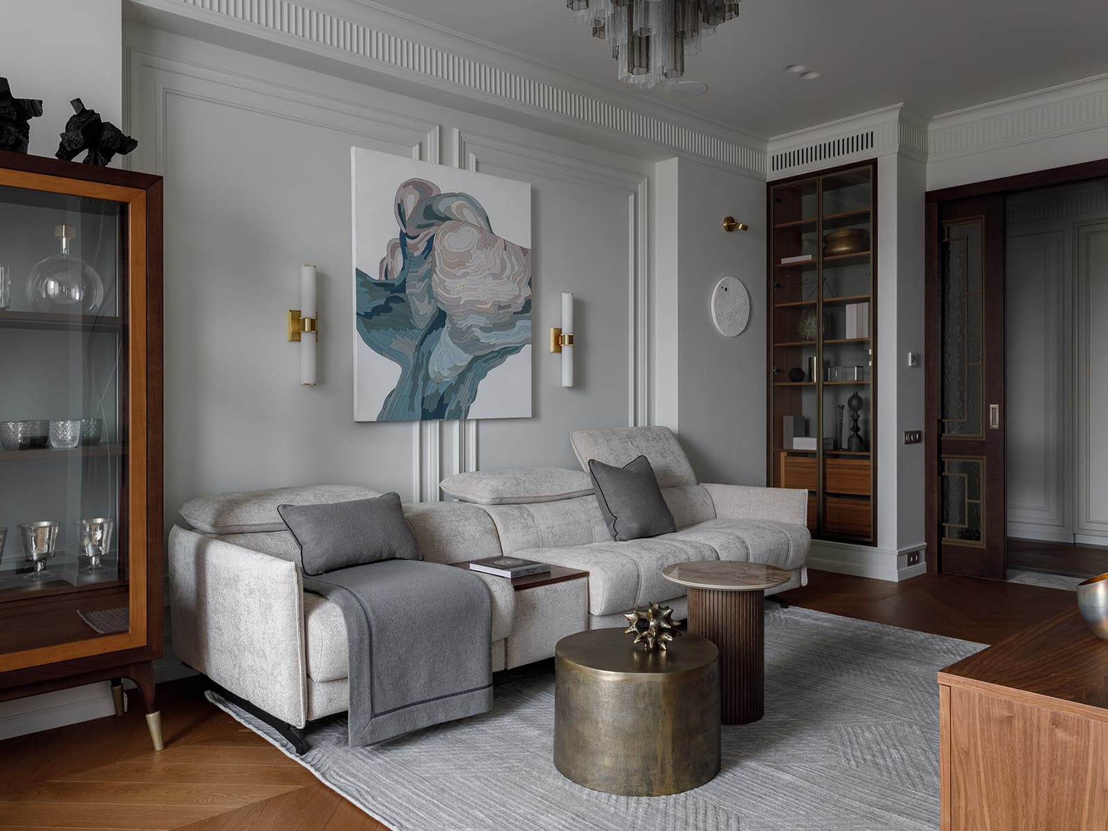 Вневременные решения в уютном интерьере квартиры для интеллигентной семьи — проект Polukhina Design