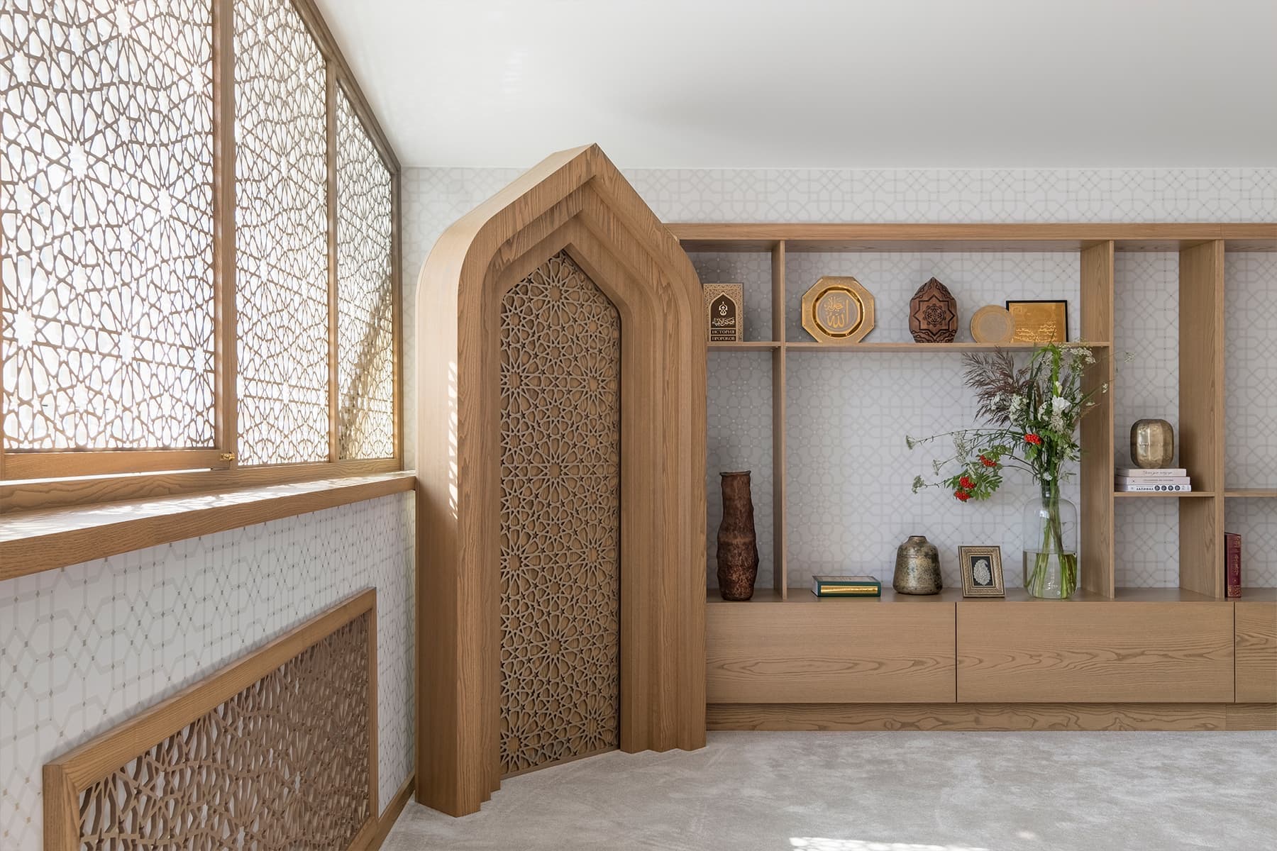 ДНК татарской культуры в интерьере офиса с большим директорским кабинетом — проект Джамили Хуснутдиновой w3