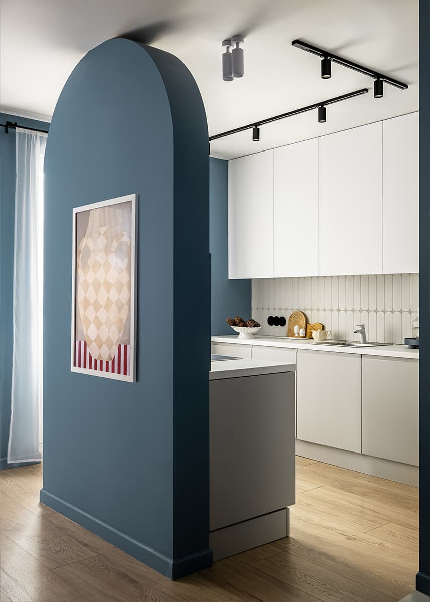 Элементы скандинавского стиля и французский шик в ярком интерьере — проект Мии Грабчак