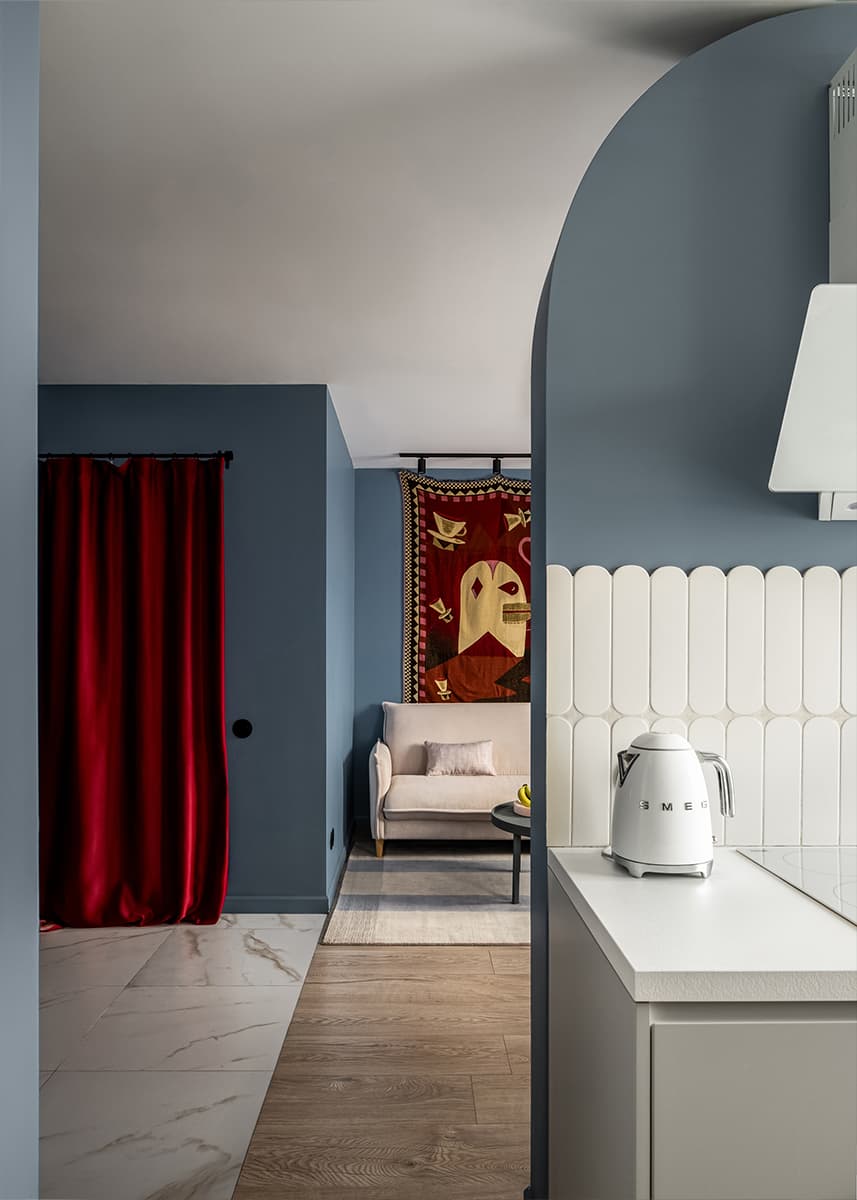 Элементы скандинавского стиля и французский шик в ярком интерьере — проект Мии Грабчак