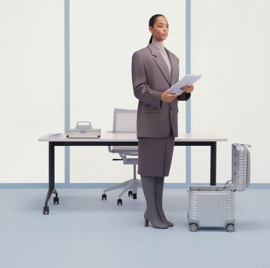 Vitra представила коллаборацию с RIMOWA