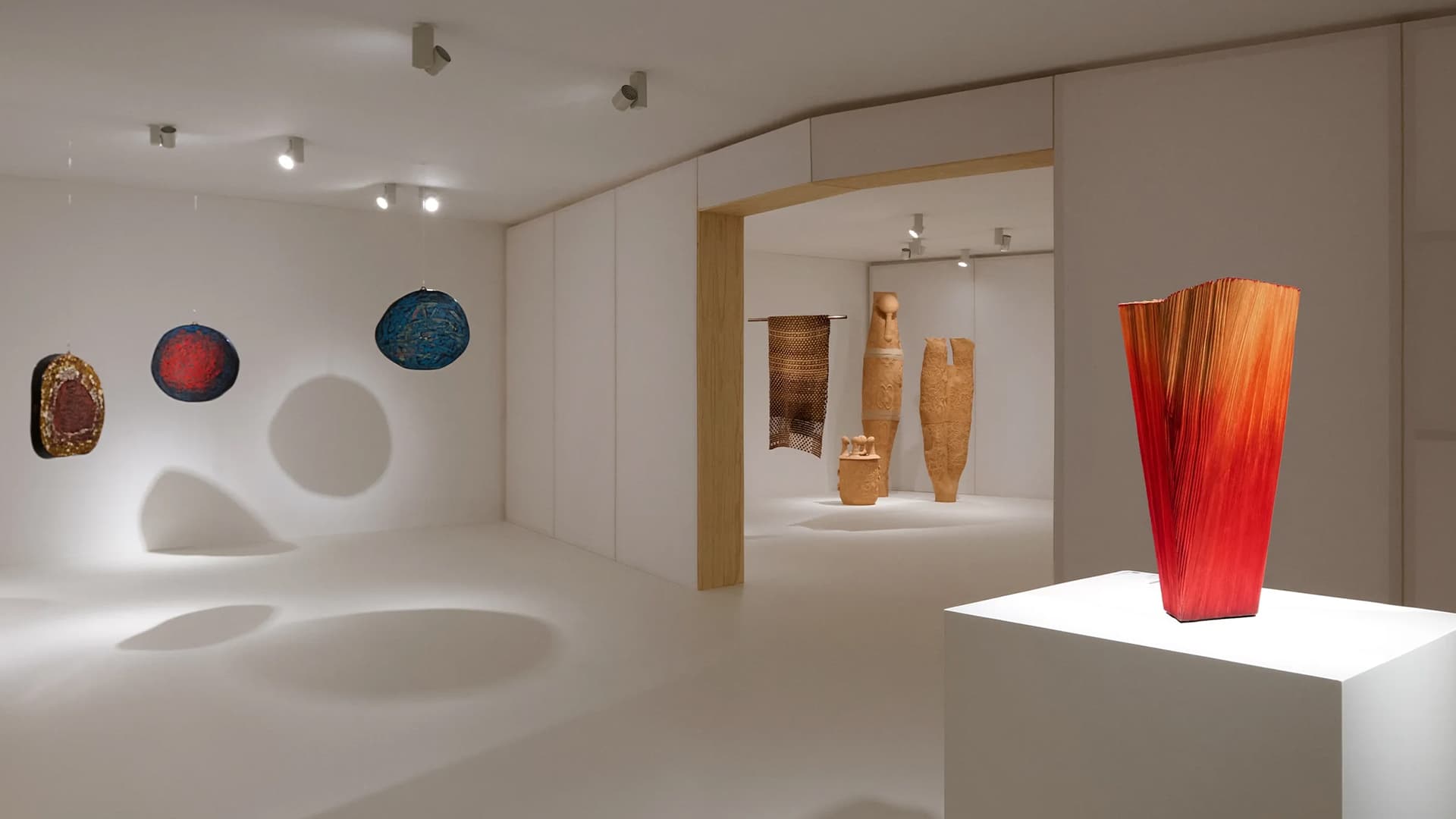 Старинные техники в свежем прочтении: 8 работ финалистов LOEWE FOUNDATION Craft Prize Старинные техники в свежем прочтении: 8 работ финалистов LOEWE FOUNDATION Craft Prize