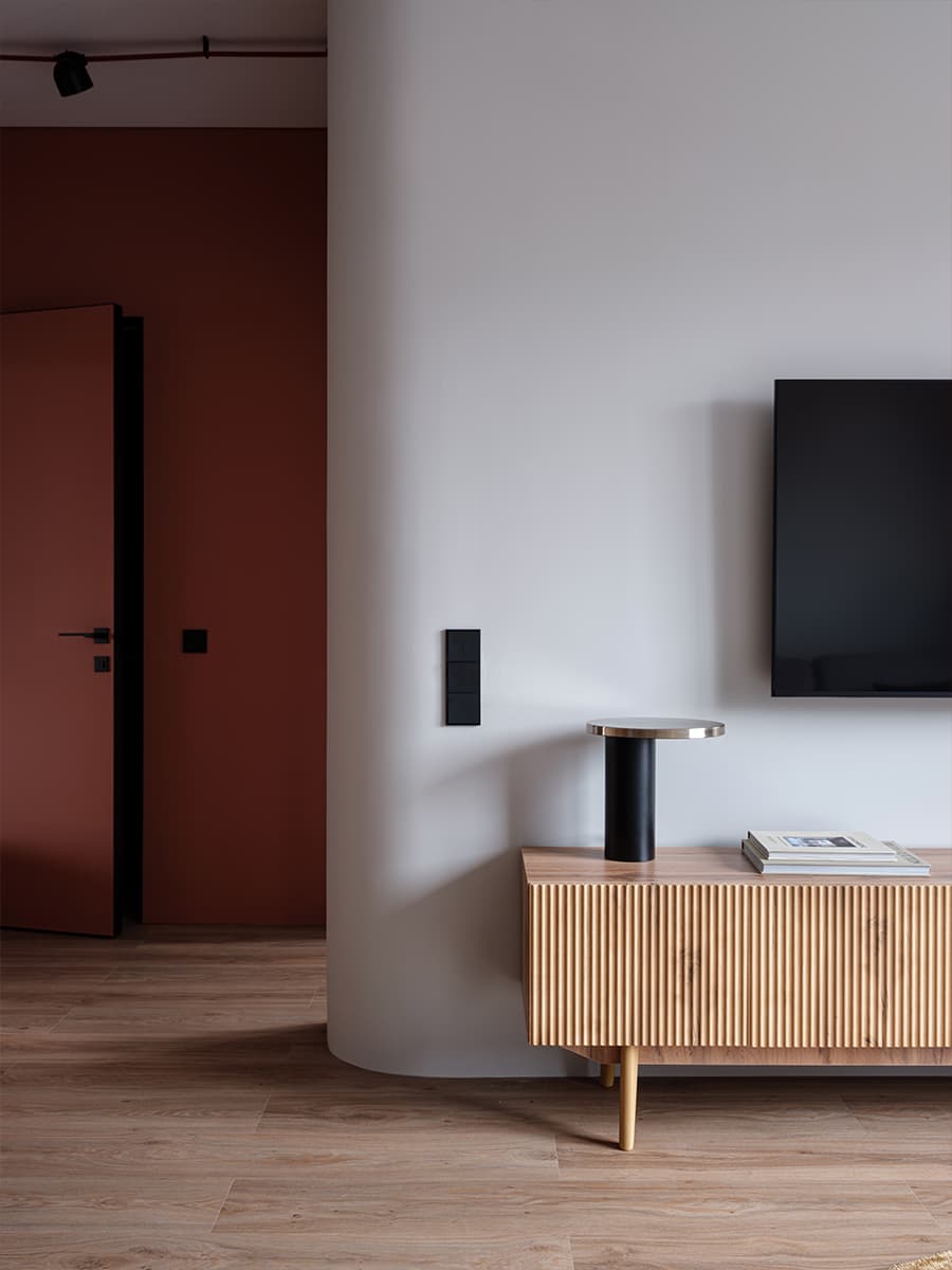 Акцентные детали в интерьере квартиры для деятеля кино — проект Марго Бабкиной