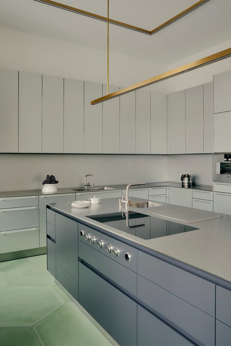 Глазами художника: театральная атмосфера в интерьере исторической квартиры — проект Ричарда Педуцци