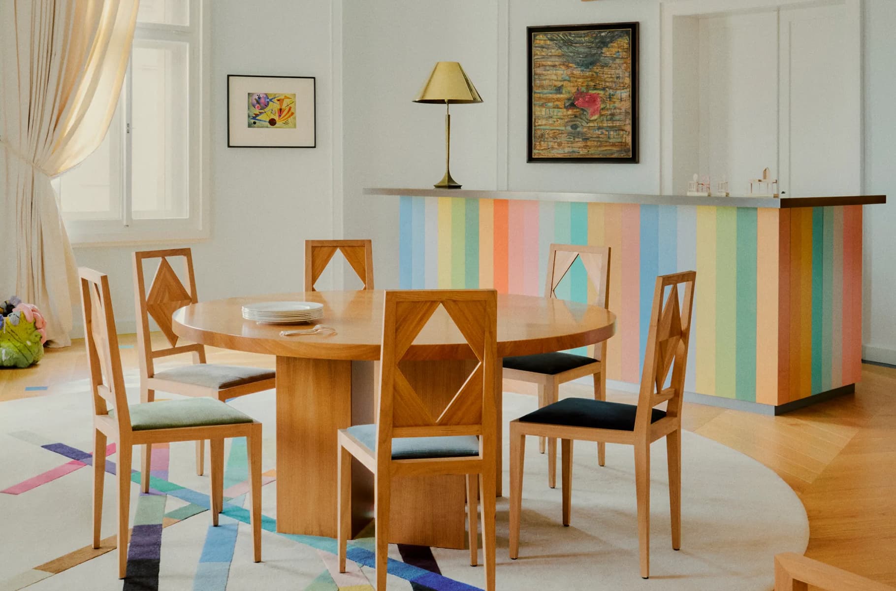 Глазами художника: театральная атмосфера в интерьере исторической квартиры — проект Ричарда Педуцци