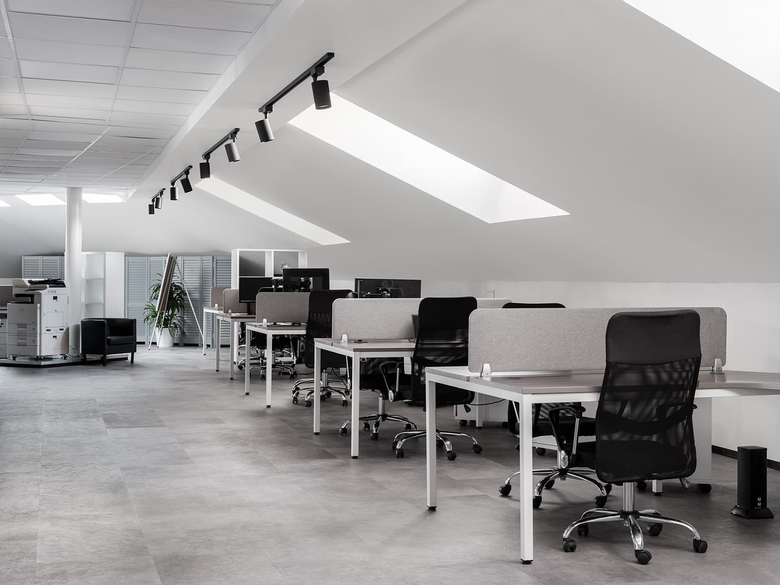 Баланс уюта и строгости в эффектном интерьере офиса московской IT-компании — проект Светланы Вахтиной