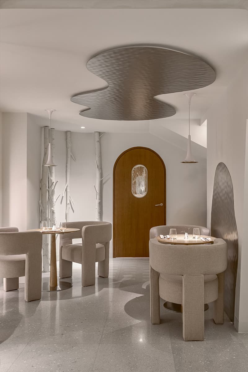 Элегантный интерьер пентхауса с бильярдной в центре Москвы — проект дизайн-студии ММ interior