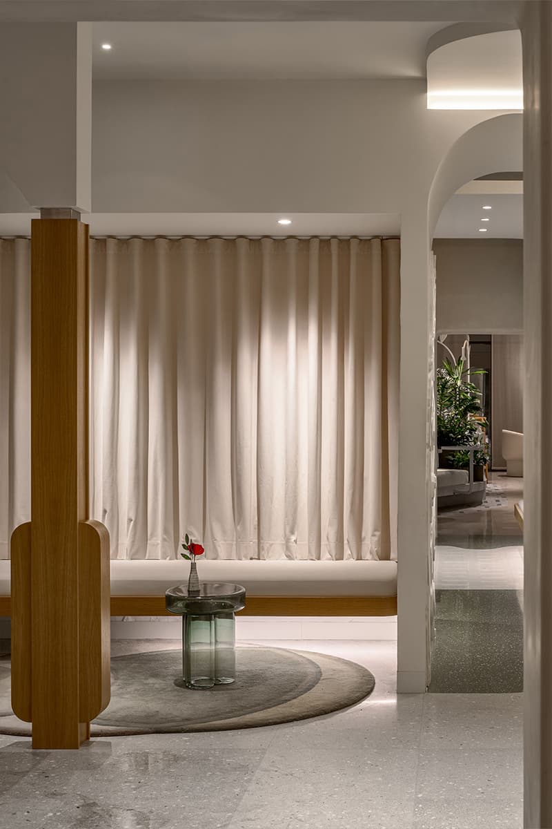 Элегантный интерьер пентхауса с бильярдной в центре Москвы — проект дизайн-студии ММ interior