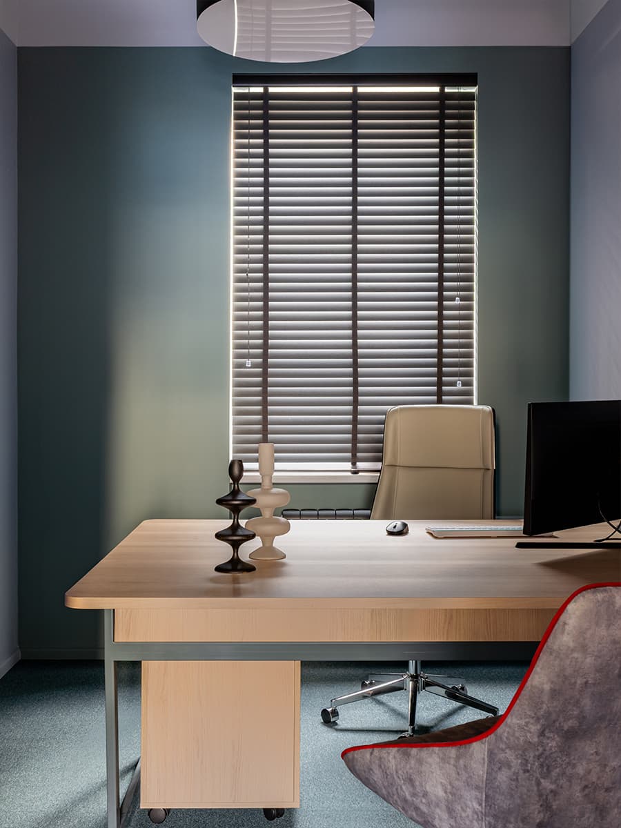 Офис строительной компании, адаптированный под циркадные ритмы сотрудников — проект Надежды Смирновой