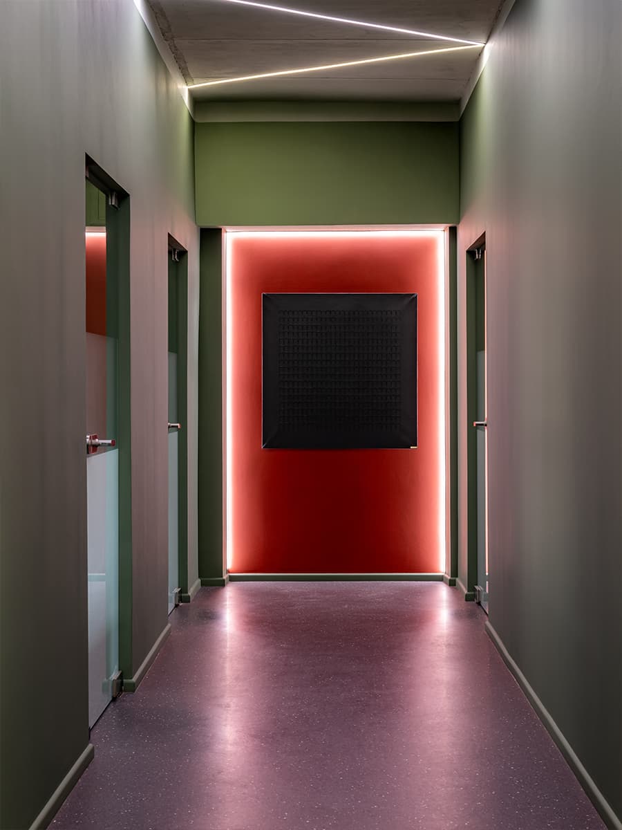 Офис строительной компании, адаптированный под циркадные ритмы сотрудников — проект Надежды Смирновой