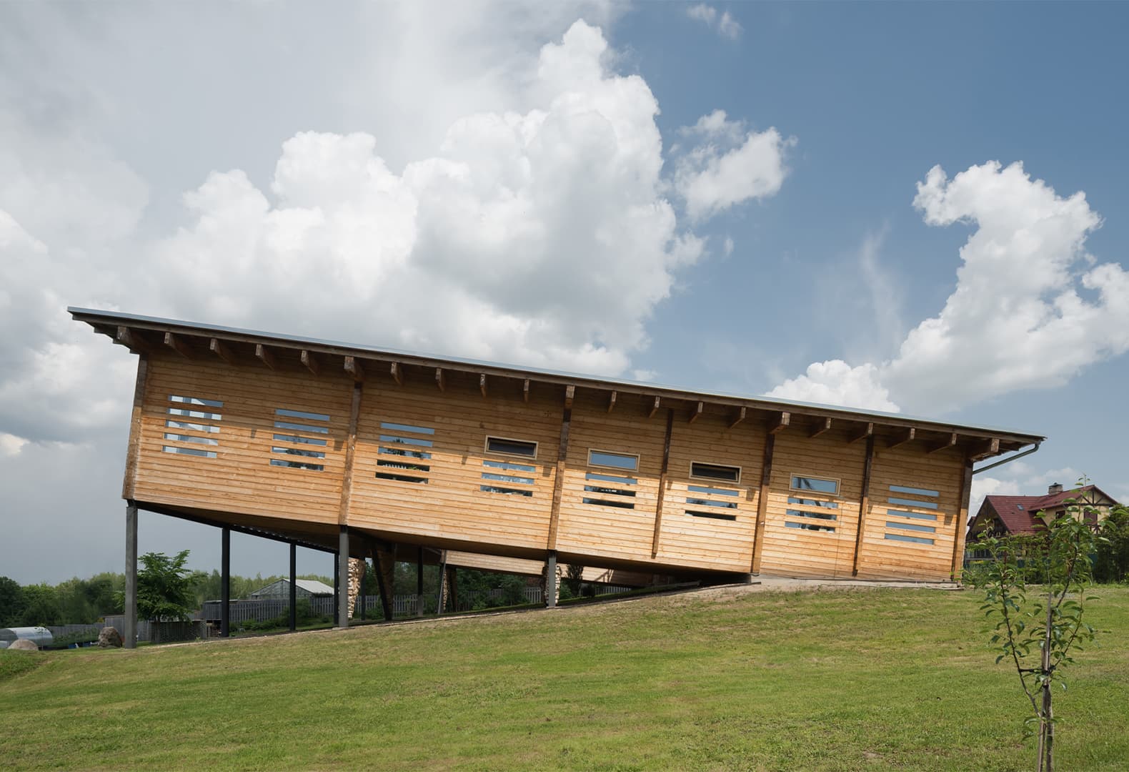 Гармоничная деревянная архитектура Тотана Кузембаева