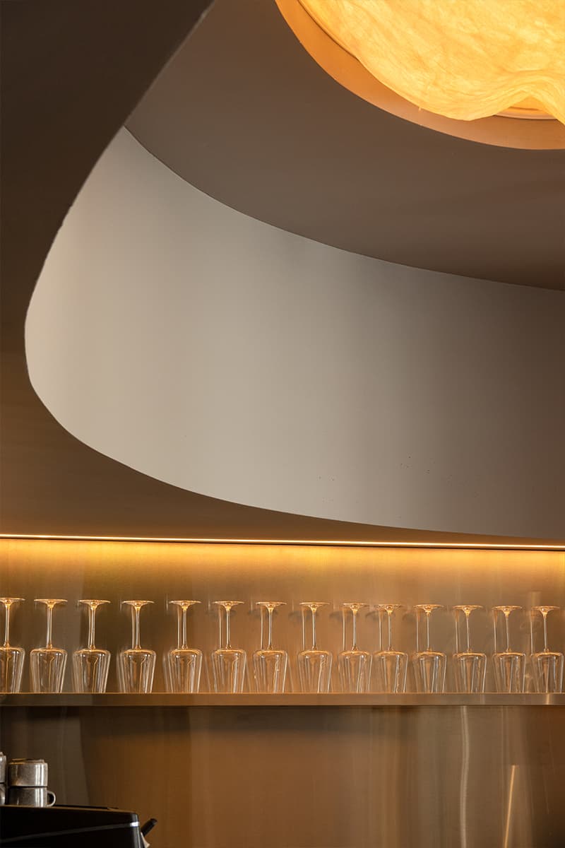 Лаконичный интерьер симферопольского бара площадью в 33 м² — проект Екатерины Саракула