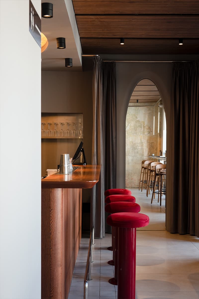 Лаконичный интерьер симферопольского бара площадью в 33 м² — проект Екатерины Саракула