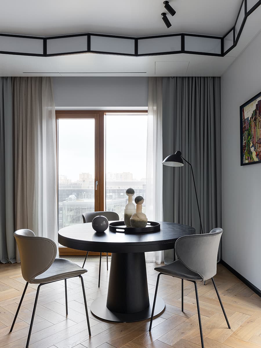 Элементы конструктивизма в красочном интерьере большой квартиры — проект Architecture design MatGolm