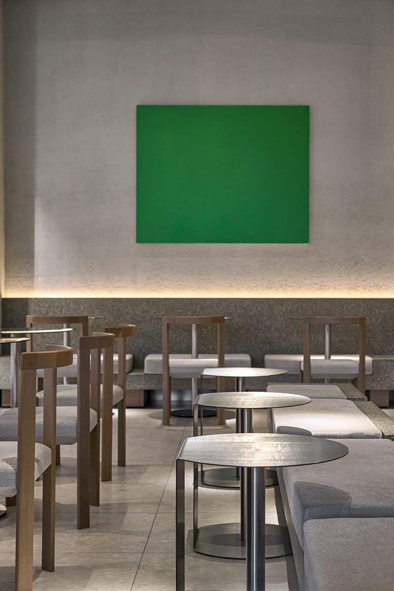 Лаймовый цвет и немного металла в интерьере компактного кафе — проект студии ZeWorkroom