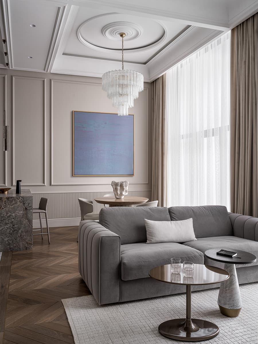 Классика и узорчатые обои в интерьере квартиры для девушки — проект DIB.architects