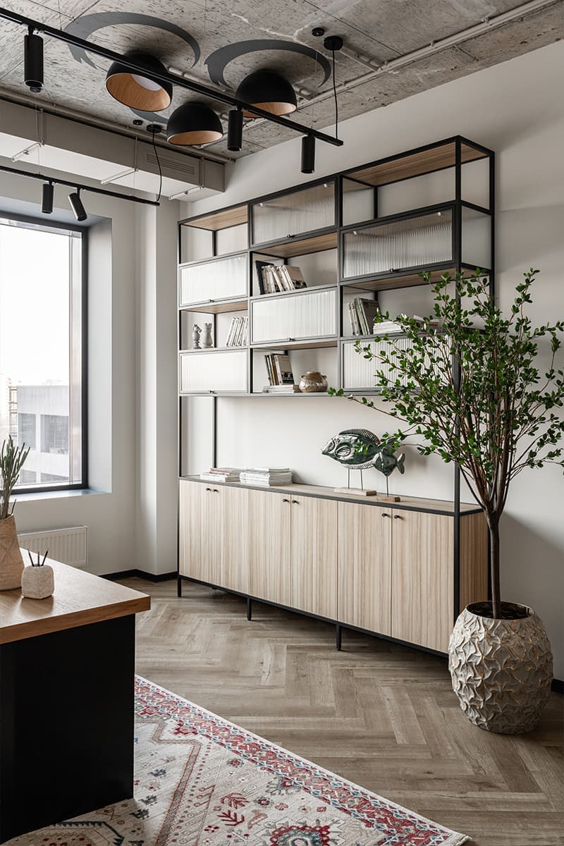 Этнический декор и авторская керамика в интерьере офиса — проект архитектурного бюро PRSPKT