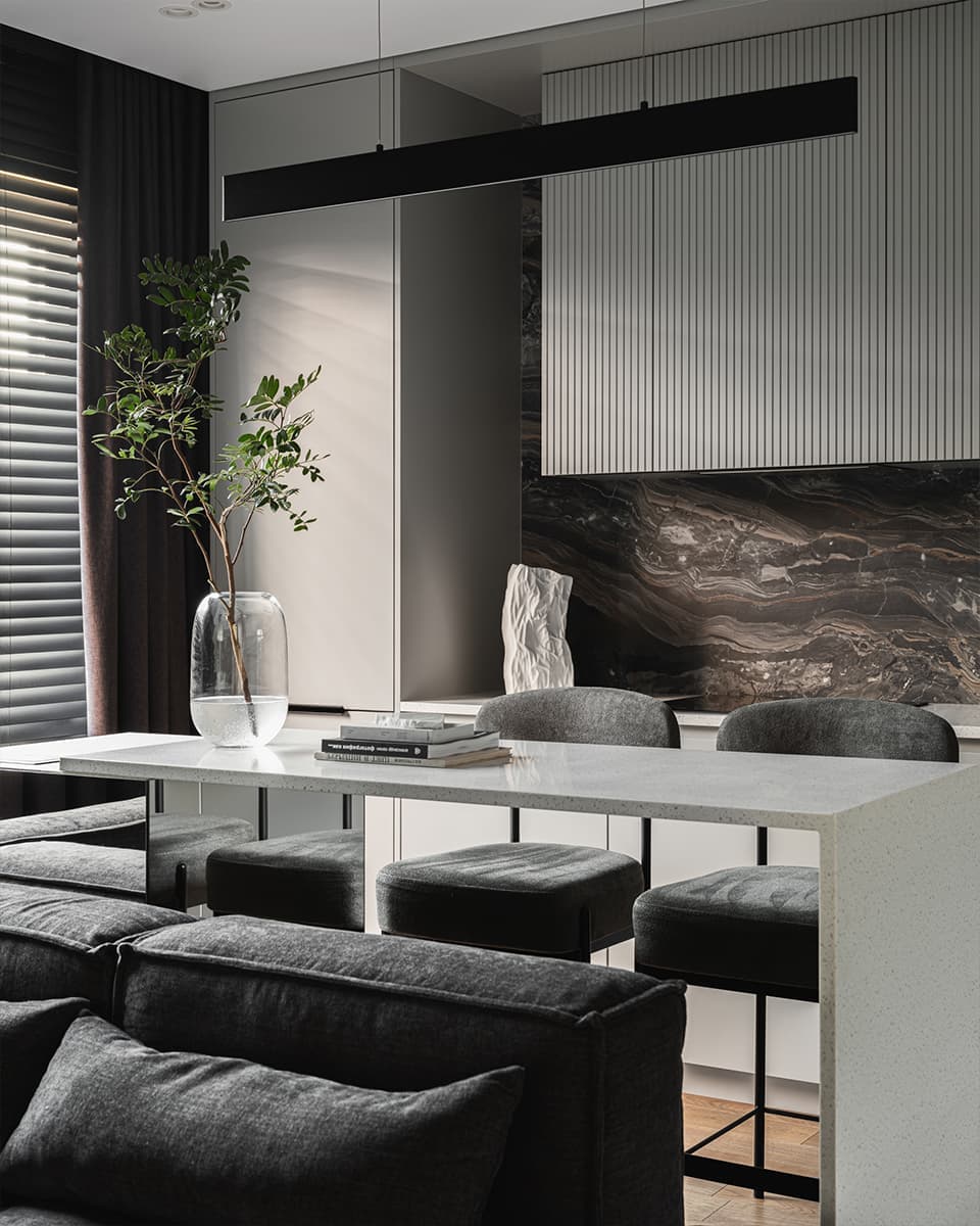 Интерьер квартиры со скульптурной стеной в гостиной — проект Евгении Гостевой и Оксаны Раскиной