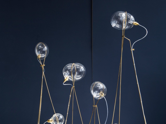 Израильский дизайнер создал серию ламп-мыльных пузырей