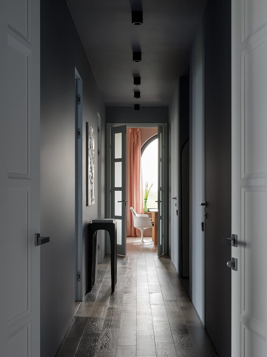 Обилие цвета в интерьере квартиры с четырьмя спальнями — проект Юлии Зайцевой