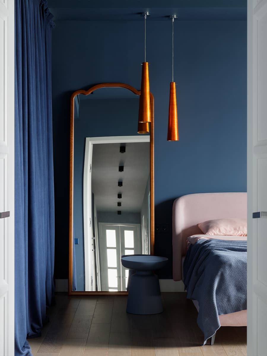 Обилие цвета в интерьере квартиры с четырьмя спальнями — проект Юлии Зайцевой