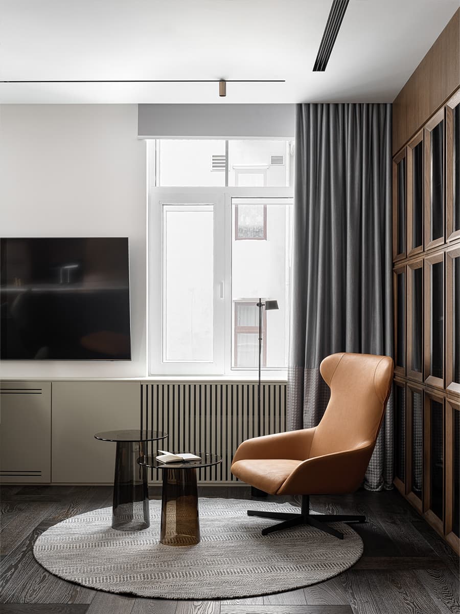 Обволакивающая палитра материалов в интерьере респектабельного офиса — проект бюро TOU Architects