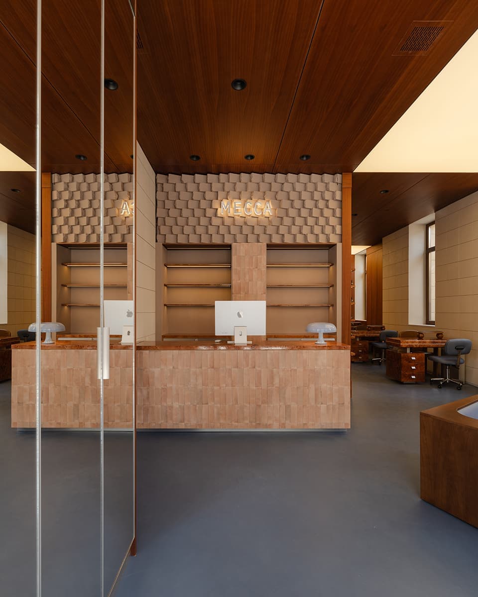 Отсылки к корейской архитектуре в интерьере бьюти-студии — проект Екатерины Рыбалко