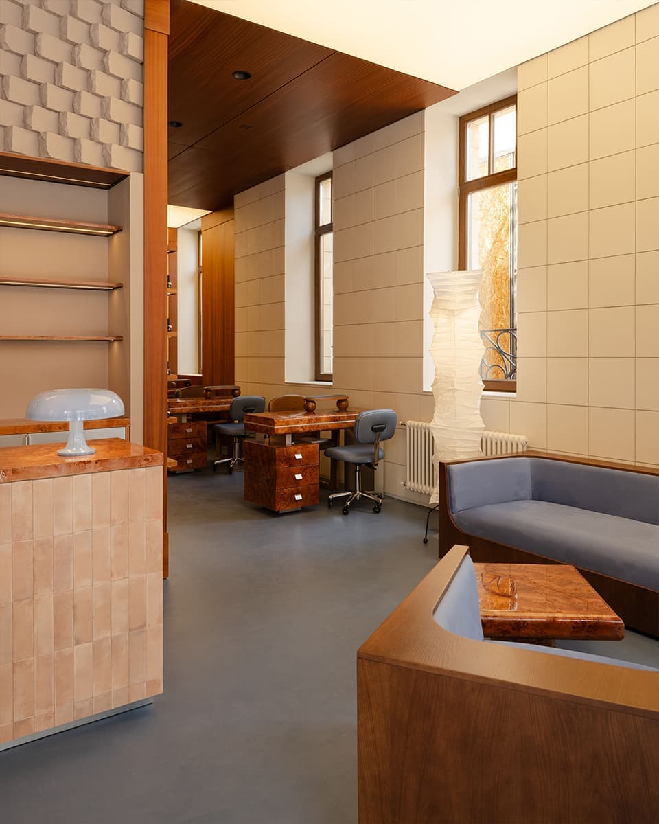 Отсылки к корейской архитектуре в интерьере бьюти-студии — проект Екатерины Рыбалко