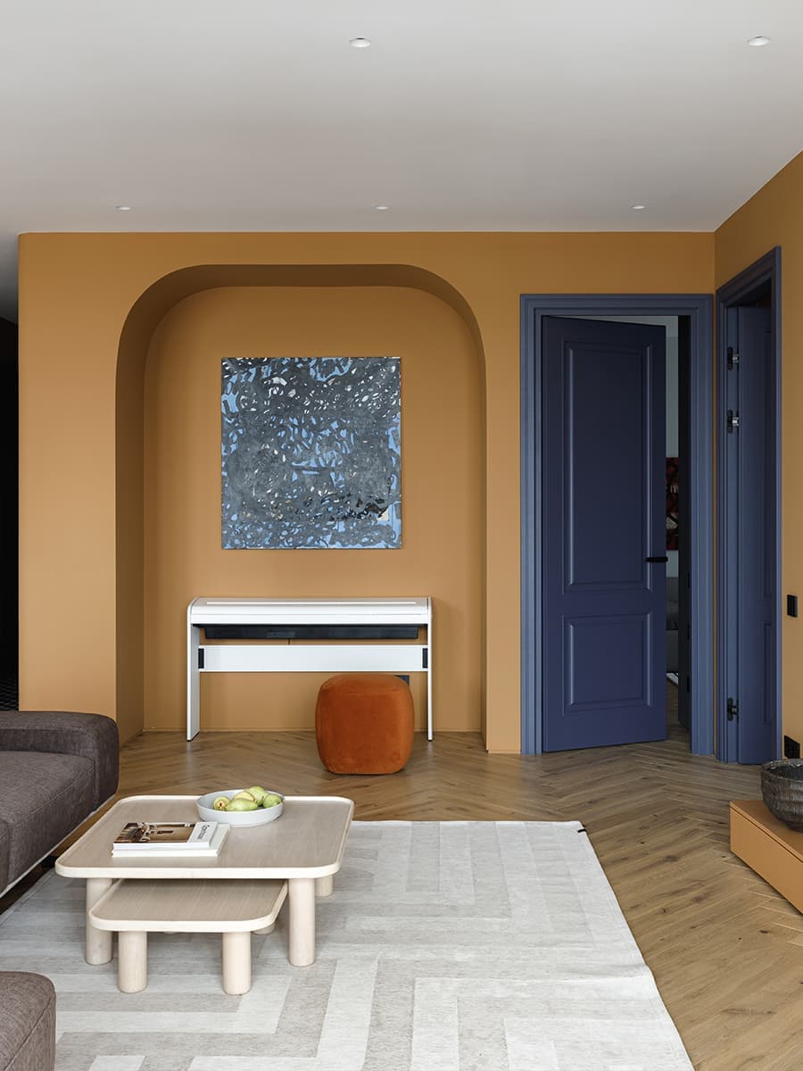 Теплые сдержанные оттенки в интерьере квартиры для дружной семьи — проект Starikova.Architects