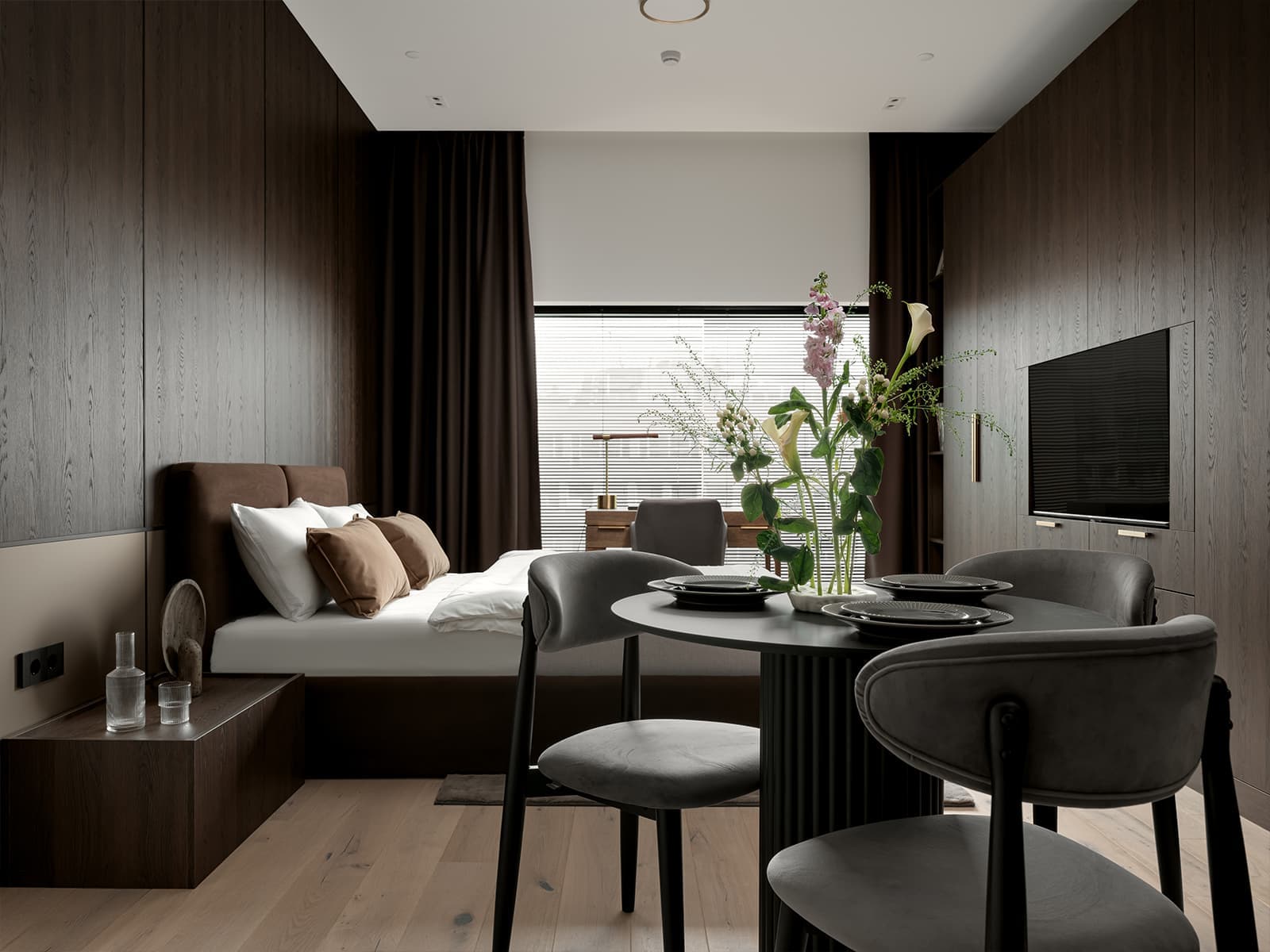 Обволакивающий интерьер квартиры-студии в Москве — проект Yuloo Studio