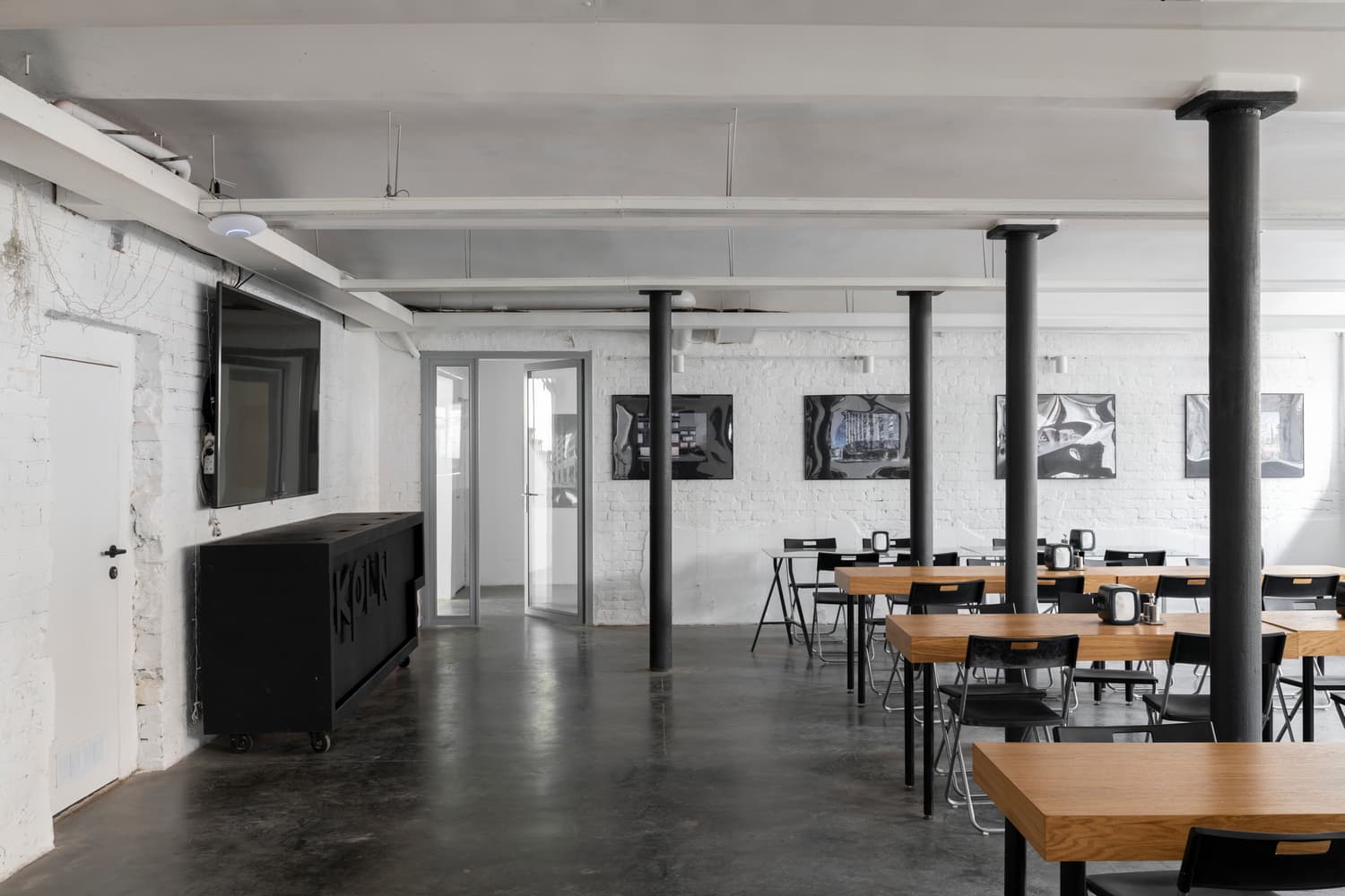 Исторические детали в интерьере московского офиса — проект архитектурного бюро KPLN