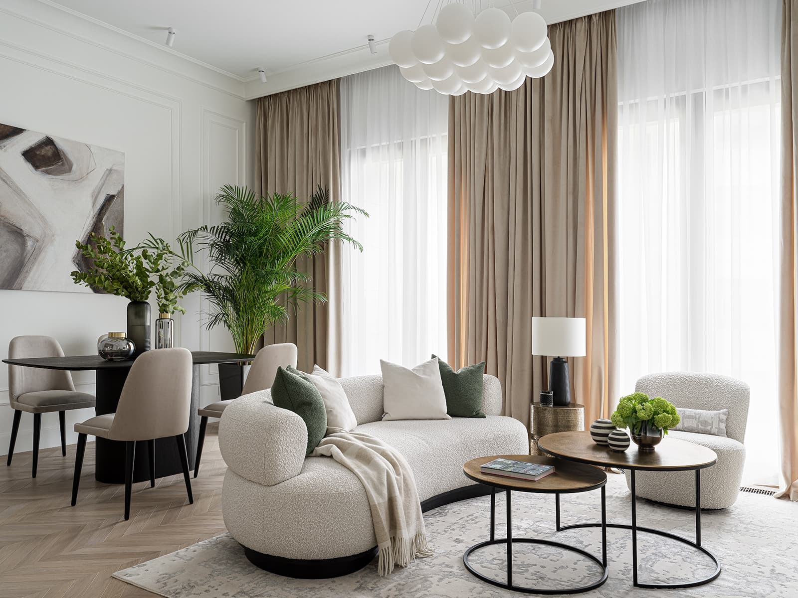 Интерьер инвестиционной квартиры в неоклассическом стиле — проект Victoria Vlasova Interiors