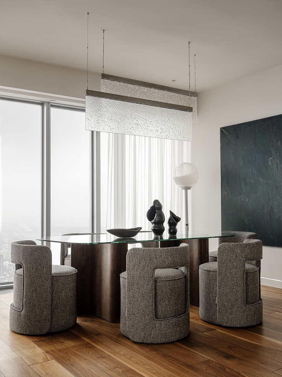 Элегантный интерьер квартиры в небоскребе — проект Юлии Даниловой-Нитусовой