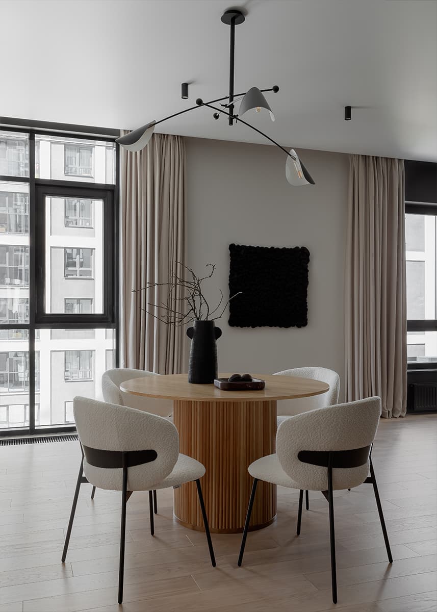 Игра контрастов в интерьере квартиры для семьи с питомцем — проект студии QBuro Interiors