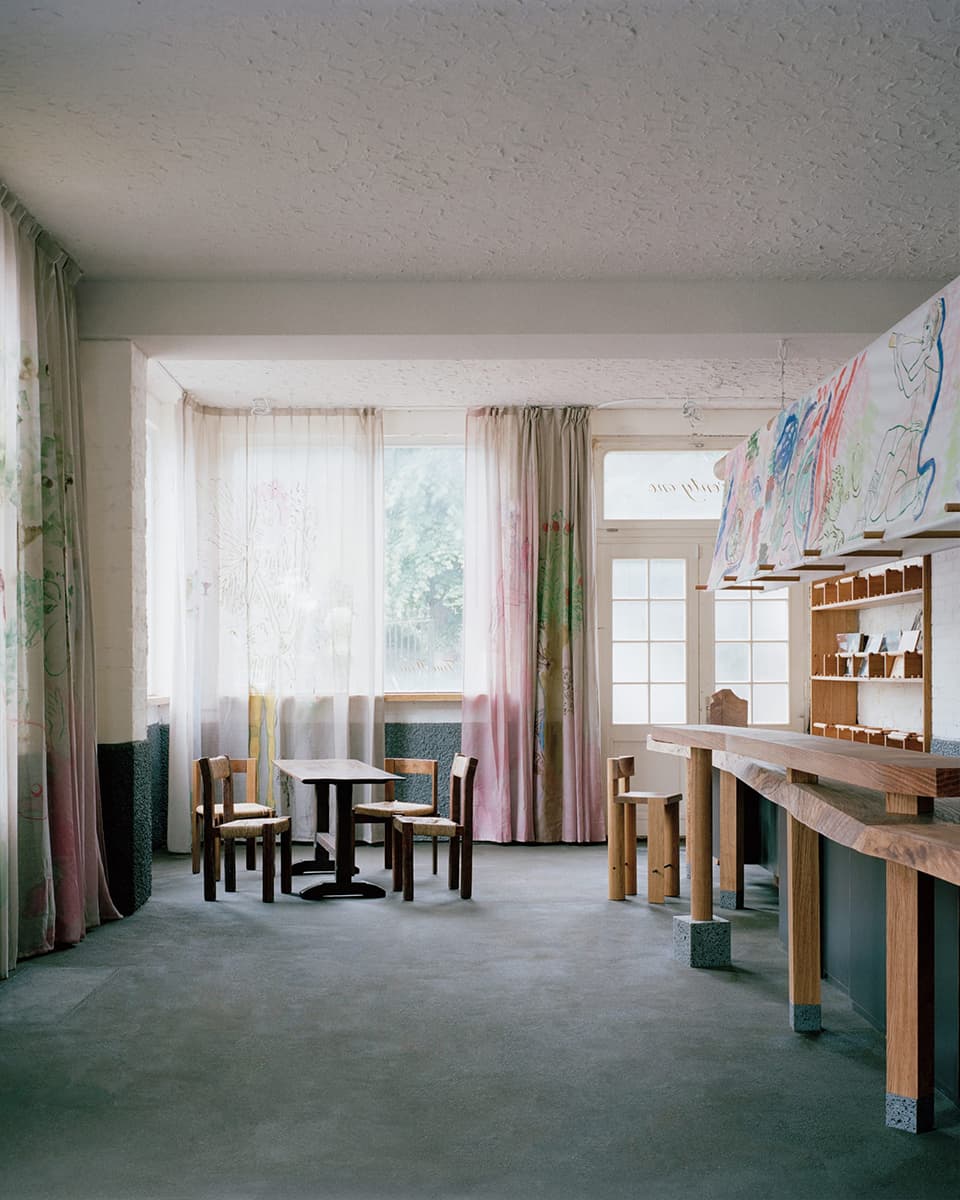 Интерьер британского паба на стыке трех культур — проект Леопольда Банкини