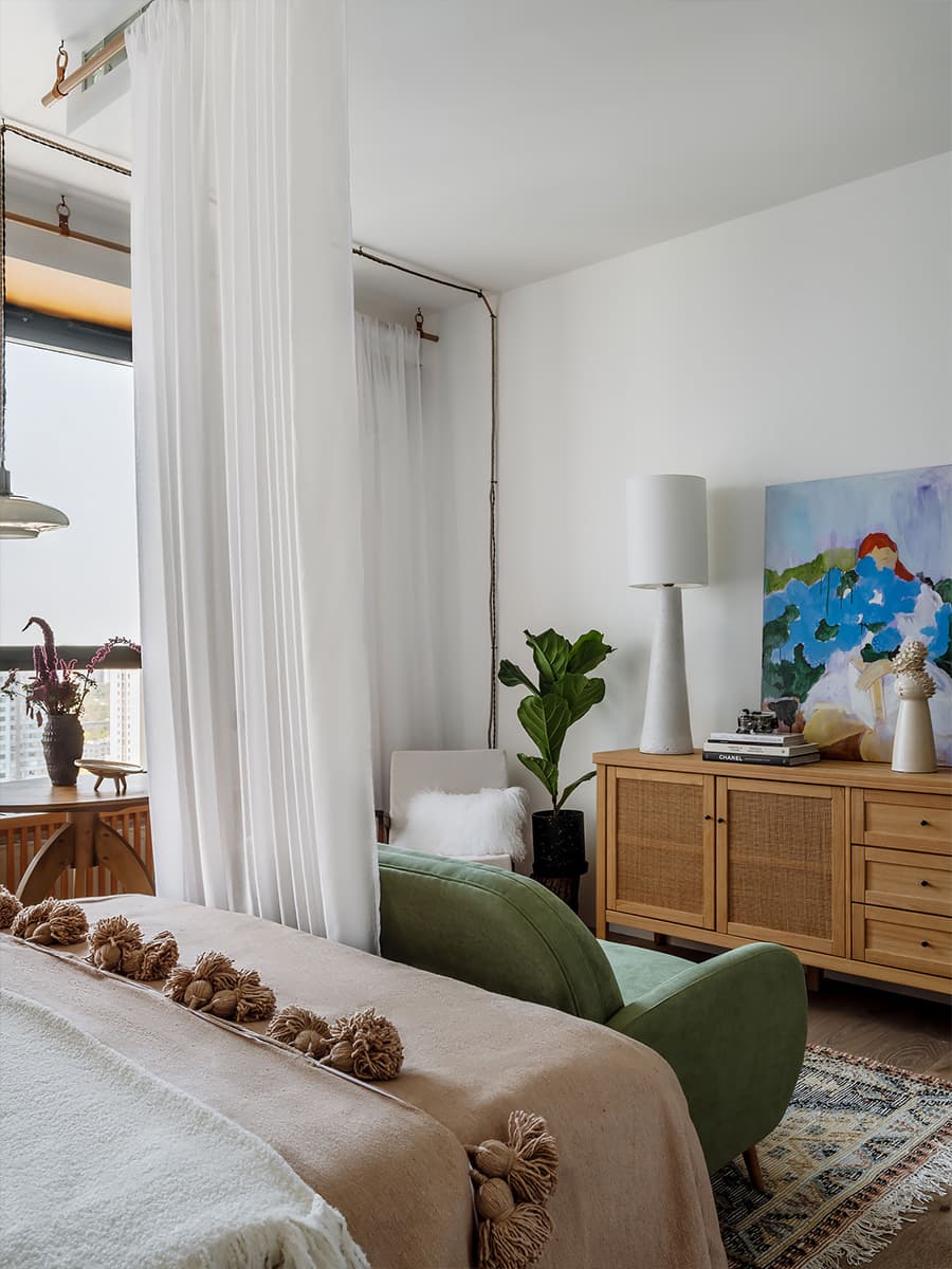 Воздушный интерьер небольших апартаментов для стилиста — проект Анастасии Струве