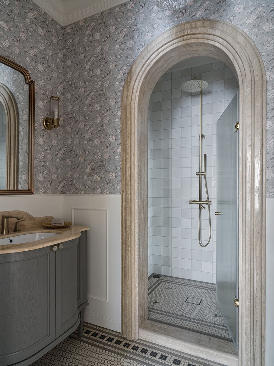 Элементы французского стиля в интерьере петербургской квартиры — проект студии Twins