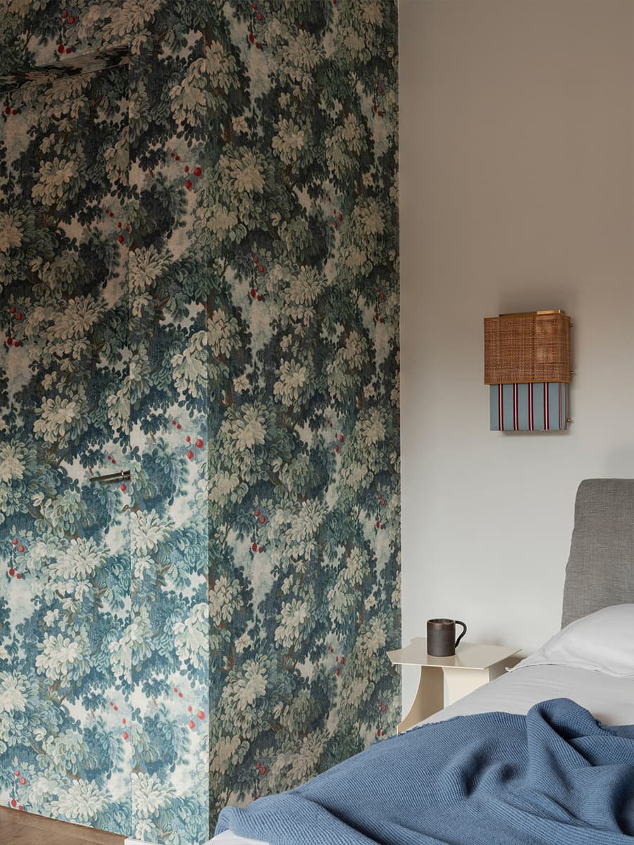 Микс современности и исторических отсылок в интерьере итальянской виллы — проект StudioTamat