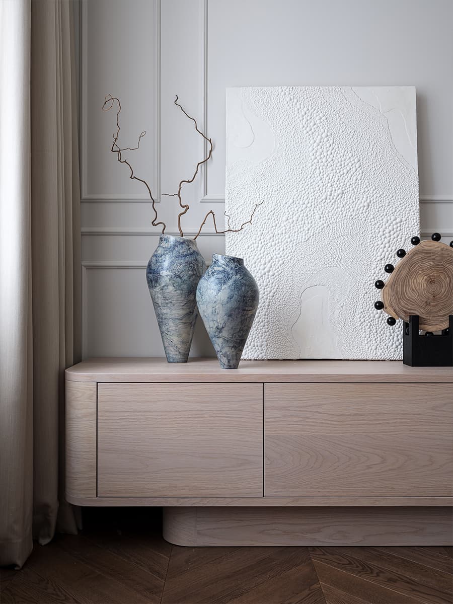 Элегантный интерьер с тонкими отсылками к классическому стилю — проект Кати Гербер