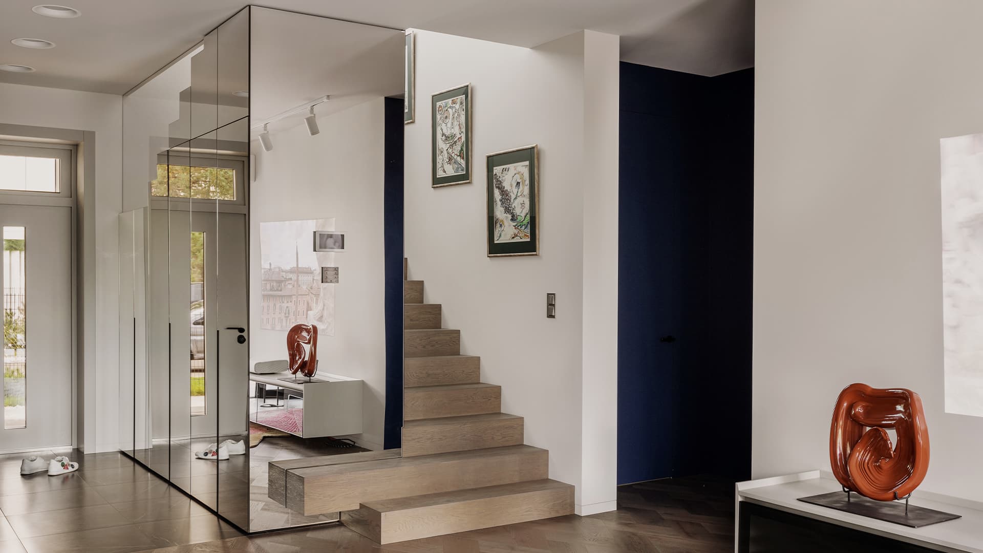 Двухэтажный дом с террасой в Минске — проект Татьяны Гузик и Татьяны Синицевой